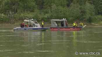 Crews search North Saskatchewan River for teen swept downstream