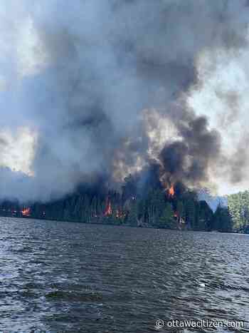 UPDATED: Residents, cottagers advised to evacuate Centennial Lake area due to forest fire