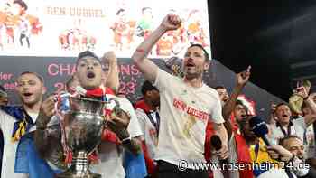 Erster Meistertitel seit 66 Jahren: Ex-Bayern-Star van Bommel sorgt für Sensation