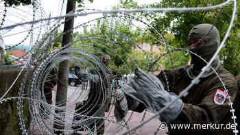 Nach gewalttätigen Protesten im Kosovo: Nato stockt Truppen im Land auf