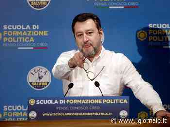 "Chi paga per questo fango?". Salvini al contrattacco sul caso Metropol