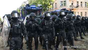 Polizei verteidigt Einsatz: Aufarbeitung wird dauern