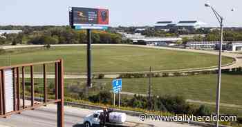 Bears can continue to gain revenue from Arlington Park billboard, board decides