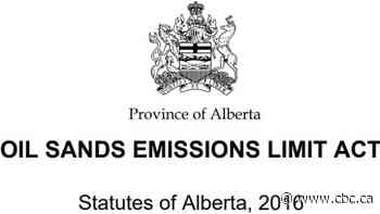 Why Danielle Smith opposes a federal emissions cap while Alberta has its own on the books