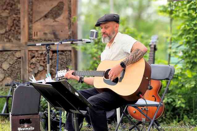 “Zaterdag gingen we nog naar het optreden van papa kijken. Enkele uren later stond de politie voor de deur”: grote verslagenheid bij plots afscheid van muzikale duizendpoot