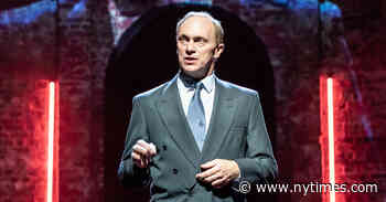 Putting Putin Onstage, in ‘Patriots’