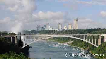 Wrong turn into Canada lands U.S. driver in jail for stolen vehicle