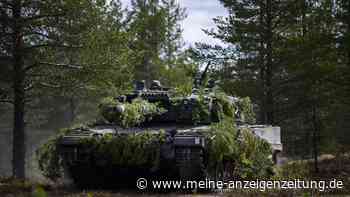 Moskau präsentiert Traktoren als zerstörte Leopard-Panzer