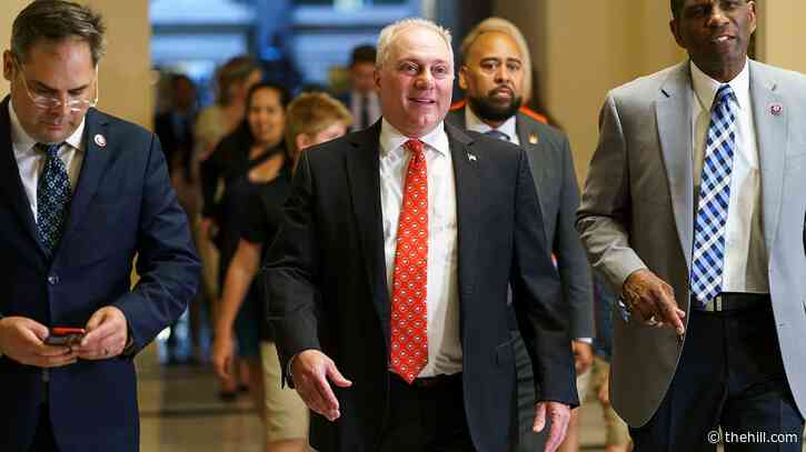 Conservatives revolt against GOP leaders on House floor