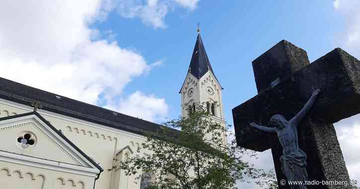 Traunsteiner Papst-Verfahren: Opfer fordert 350.000 Euro