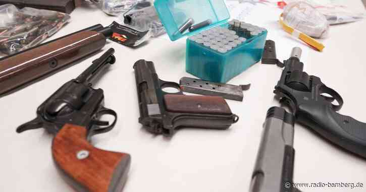 Nach Amokläufen: Serben geben mehr als 78.000 Waffen ab