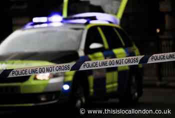 Bromley: Chislehurst Logs Hill crash leaves two in hospital