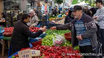 Die türkische Lira erlebt ihren stärksten Einbruch seit 2021