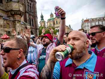 Guerriglia a Praga prima di Fiorentina-West Ham: fermati 16 ultras viola