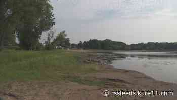 'Unsafe levels' of bacteria detected in Round Lake