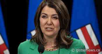 Danielle Smith facing challenges, smaller roster as she prepares to name new cabinet