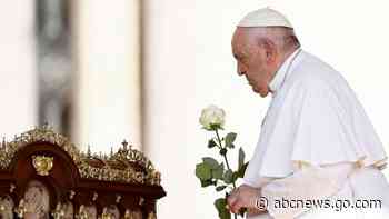 Pope Francis undergoes intestinal surgery in Rome