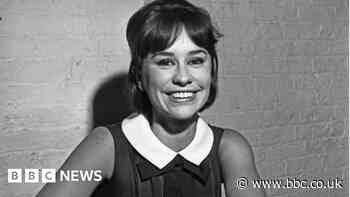 Astrud Gilberto: The Girl from Ipanema singer dies at 83