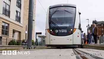 Edinburgh tram extension carries first passengers