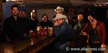 Josh Abbott Band Inks Deal With Make Wake Artists/Deep Roots Management