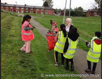 Intack Primary pupils take to their local park for a litter pick