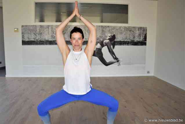 Morgane (37) organiseert tijdens Wereld Yoga Dag megasessie in park: “Ik mik op honderd deelnemers”