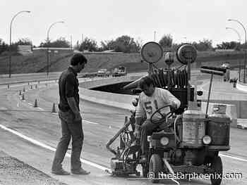 Circle Drive Bridge ready to open in 1983