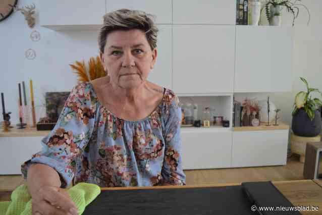 Dieven viseren rouwplekje voor zus van Claudine (62), die pas hartinfarct kreeg en moeder verloor: “Dag later is mijn stiefpa gestorven van verdriet”