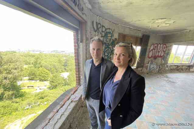 Nathalie en Hendrik starten restauratie ruïne: “Toch één voordeel: we hoeven de Kosmos niet meer te strippen”