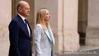 Was den Sozialdemokraten Scholz und die Postfaschistin Meloni eint