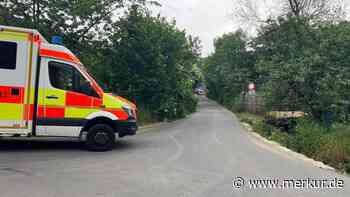 Unwetter überrascht Familie in Oberfranken: Kinder lebensgefährlich von Baum verletzt