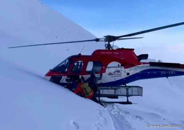 Talented Pilot Makes Heliski Landing Look Absolutely Effortless