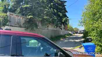 Worker buried in trench collapse in northwest Calgary