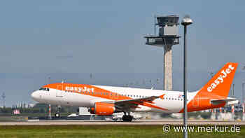 Mann darf zehn Jahre nicht mit Fluggesellschaft fliegen – sein Name ist der Grund