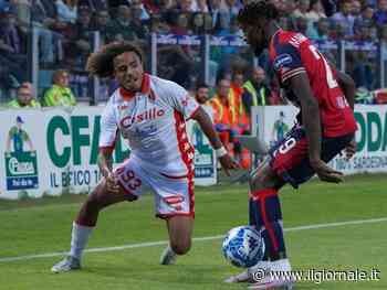 Serie B, Antenucci risponde a Lapadula: finisce 1-1 la finale di andata fra Cagliari e Bari