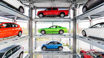 Carvana stock, heavily shorted, surges after outlook update