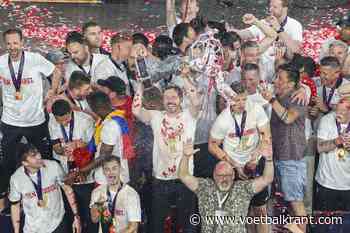 📷 Club Brugge krijgt 'op gepaste wijze bedanking' van supporters van Antwerp