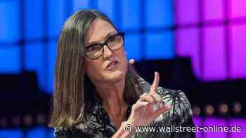 SEC gegen Kryptobörsen : Cathie Wood: Coinbase geht als Gewinner aus dem Krypto-Börsenbeben hervor!