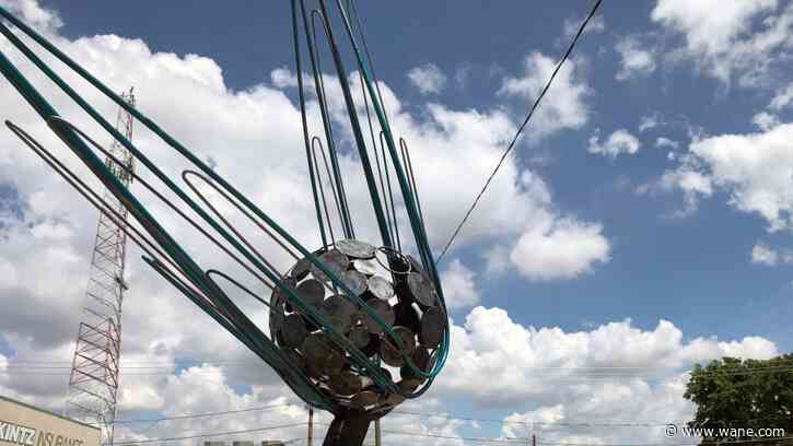 Decatur shows off new art during sculpture tour