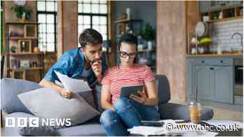 HSBC withdraws mortgage deals for new borrowers