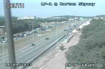 Injuries reported in five-car crash on MoPac in south Austin