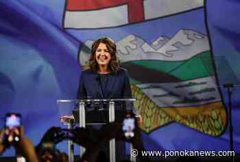 Alberta Premier Danielle Smith downplays link between wildfires and climate change