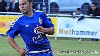 Fußball Familie in Oberjettingen: Wenn Vater Ruß mit den beiden Söhnen ...