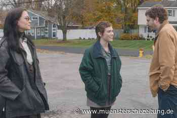 Mit verstellte Stimme diskutiert