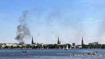 Großbrand in der Hamburger HafenCity: Warnung vor Rauch