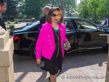 Alberta Premier Danielle Smith unveils new cabinet