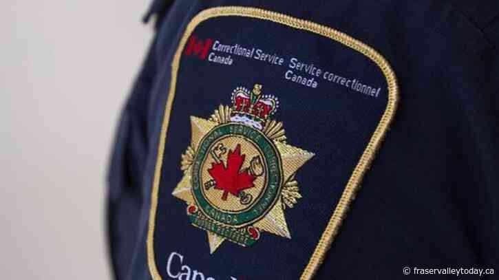 Corrections defends Bernardo’s privacy, as it faces calls to detail transfer reason