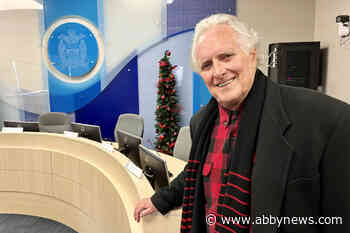 White Rock business launches ‘ethics’ complaint against councillor