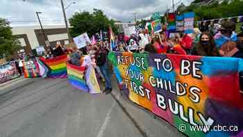 Tense faceoff in Ottawa between group protesting 'gender ideology,' counter-demonstrators sees 5 arrests