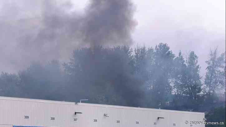 Grass fire breaks out in southeast Calgary's Manchester Industrial Area
